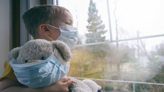Koronavirüs Salgını Sürecinde Çocuklara Nasıl Yaklaşılmalı?